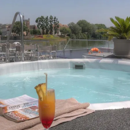 Hotelships Holland - Hs Leonora - Messe 4*