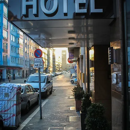 מלון City Hotel Duesseldorf 3*