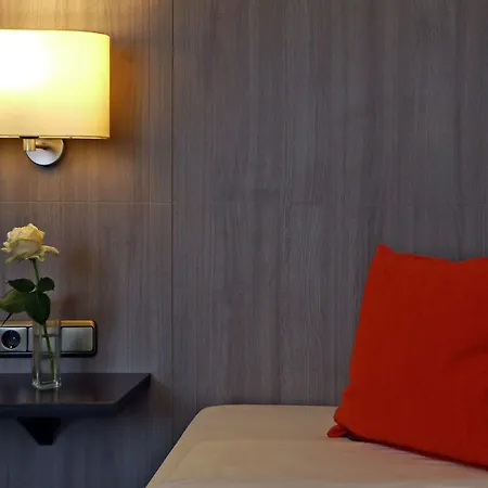 מלון City Hotel Duesseldorf דיסלדורף