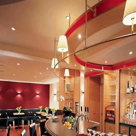 杜塞尔多夫机场谢拉顿酒店 酒店 4*
