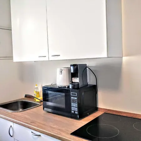 Apartman Avi Mainhouse
