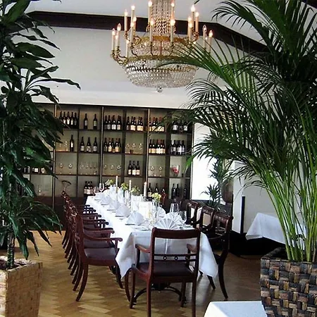Haus Litzbruck Hotell 3*