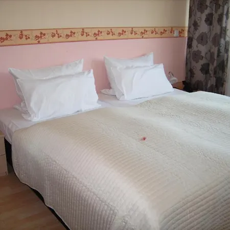 Pensionat Eu Centralhotel Im Toennchen Düsseldorf