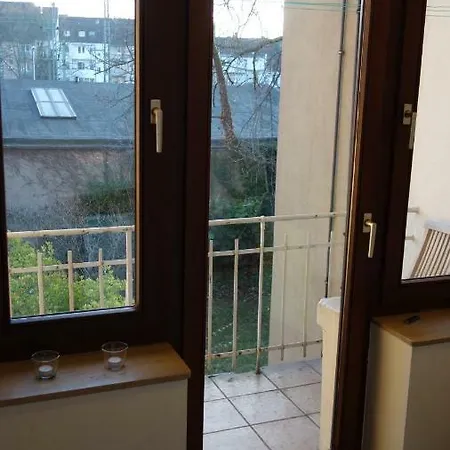 Altbauwohung In Dusseldorf-flingern Appartement