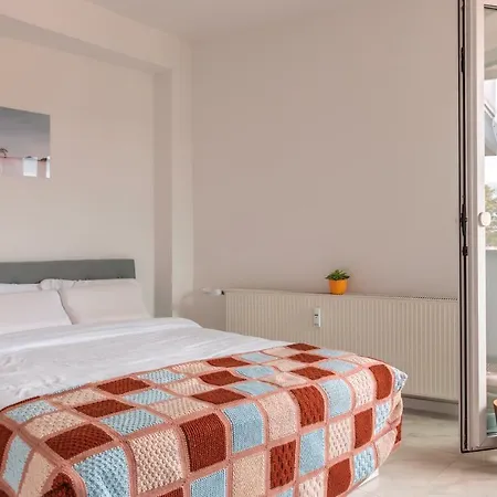 Mushroom: Central Minimalist Smart Düsseldorf