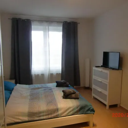 Rethelstrasse 97 Apartment *