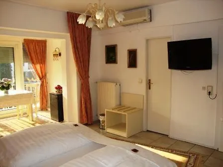 Haus Mooren, Garni Düsseldorf
