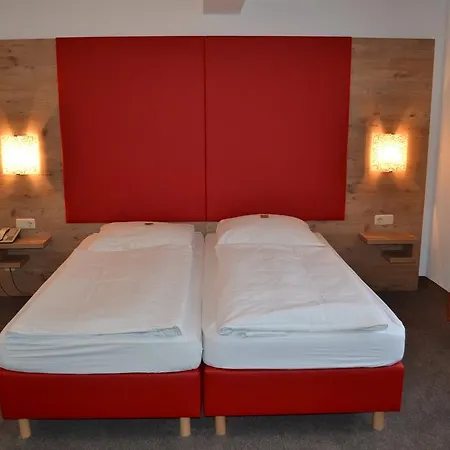 Otel Minerva Garni 3*