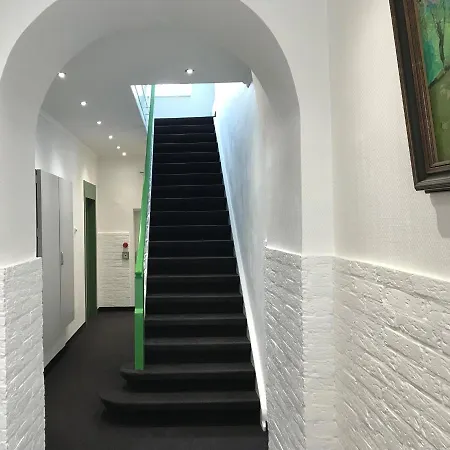 Bff Airport Messe Schlaf - Bed & Breakfast 2*