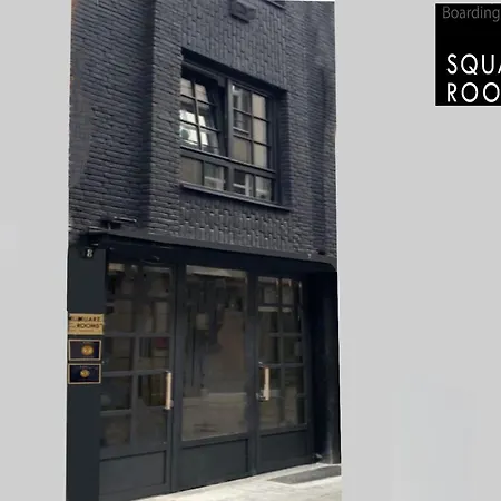 Square 8 شقة