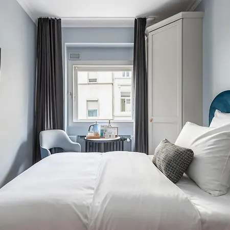 Numa Duesseldorf Artol 4*