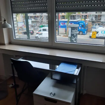 Lägenhet 2 Bed/2 Baths In Center Next To Kytaro Düsseldorf