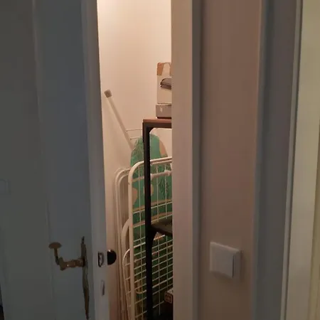 2 Bed/2 Baths In Center Next To Kytaro * Düsseldorf