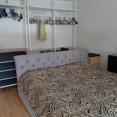 Lägenhet 2 Bed/2 Baths In Center Next To Kytaro *