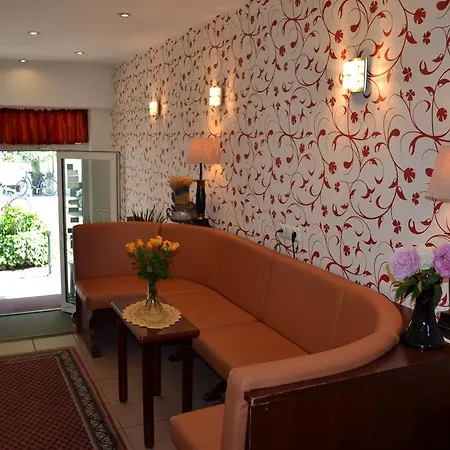 Minerva Garni 3* Düsseldorf