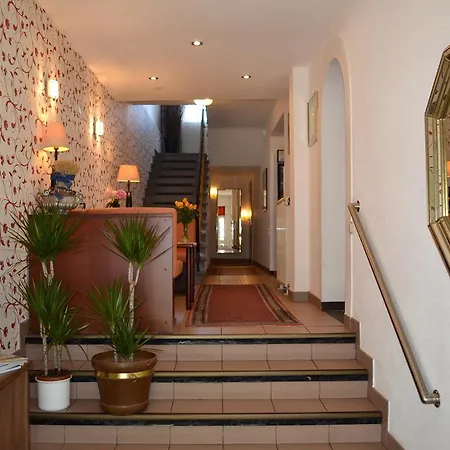 Minerva Garni Otel