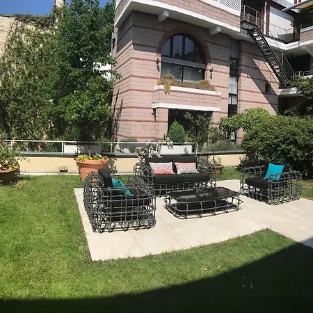 Living Am Carlsplatz 4* Ντίσελντορφ
