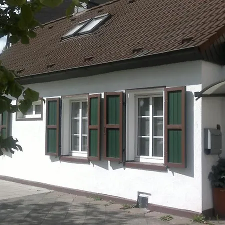 Ferienwohnung Am Schloss Eller - Karlsruher Strasse Apartamento Düsseldorf