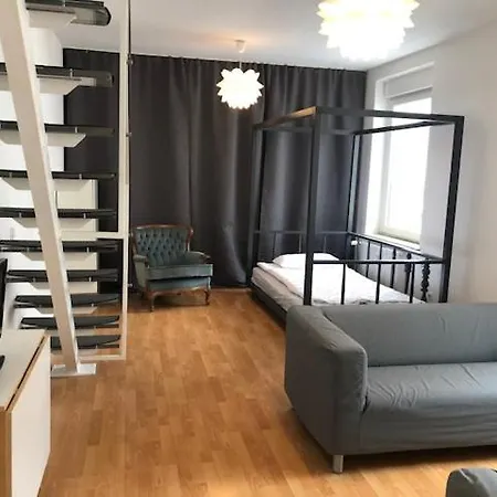 شقة B - Sunny Business With Roof-top Terrace For 2-4 Guests