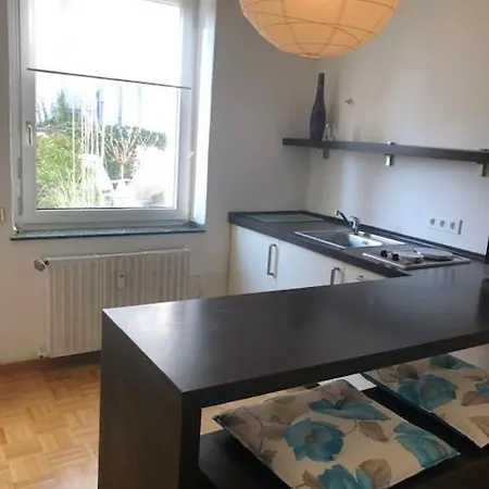 E - Quiet Business One Bedroom For 3 Guests Апартаменты *