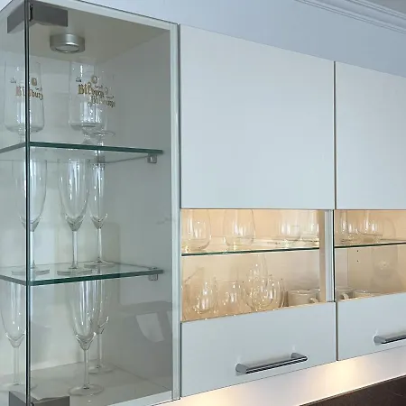 Appartement Exklusive 104 M2 Direkt Am Rhein 1 Km Von Der Messe *