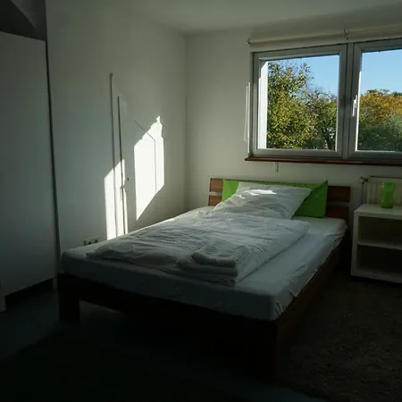 Zweizimmerwohnung Nah Der Messe Дюссельдорф
