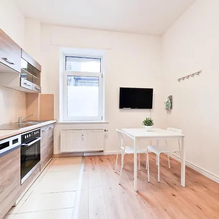 Raj Living - 1 Or 4 - 15 Min To Messe Dus - 10 Min Old Town Dus شقة *