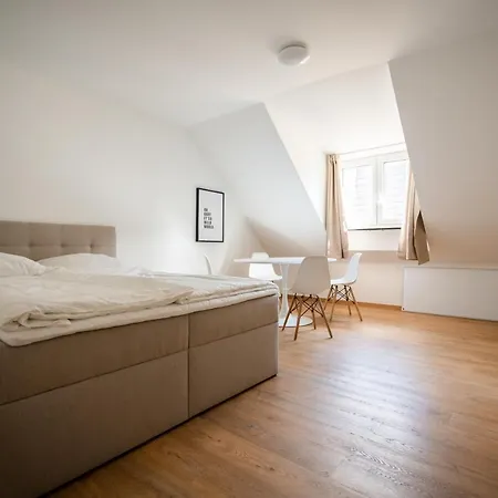 Appartement Old Town 2 Baths *
