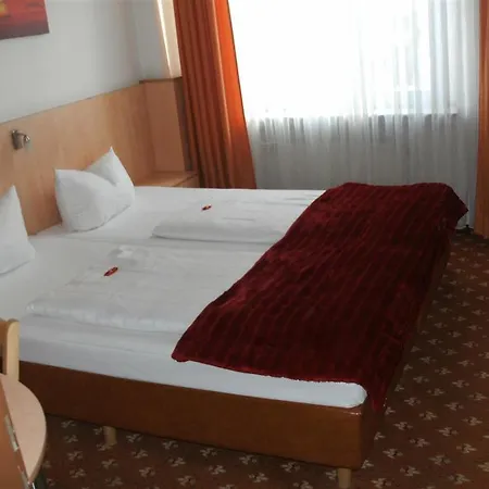 Hotel CENTRAL Hotel Duesseldorf