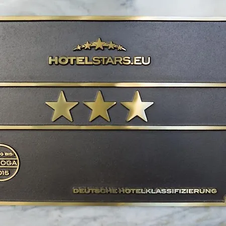 CENTRAL Hotel Duesseldorf 3*