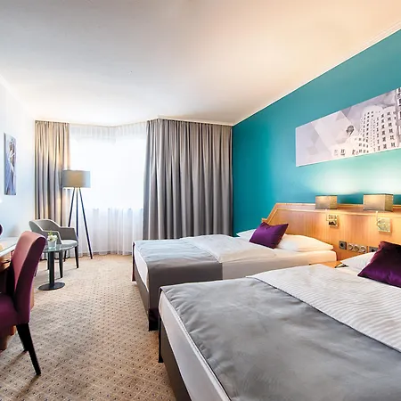 Leonardo Center Hotel