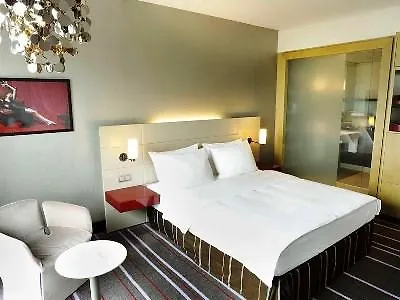 Radisson Blu Media Harbour Hotel, 4*