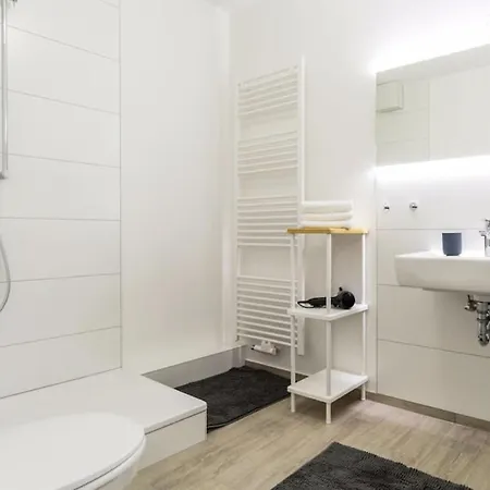 Homefy Oldtown - 6 People - 2 Bath - Balcony - Location 아파트 뒤셀도르프