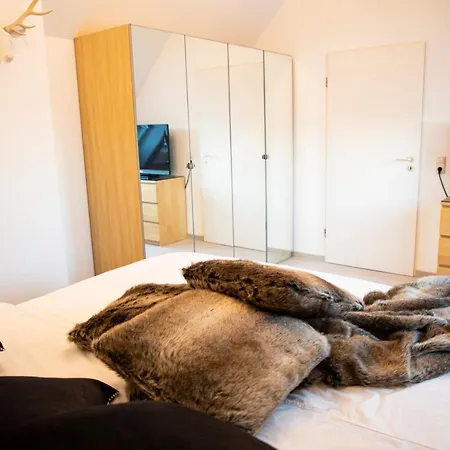 Modern Luxury Duplex In Duesseldorf-benrath Appartement *