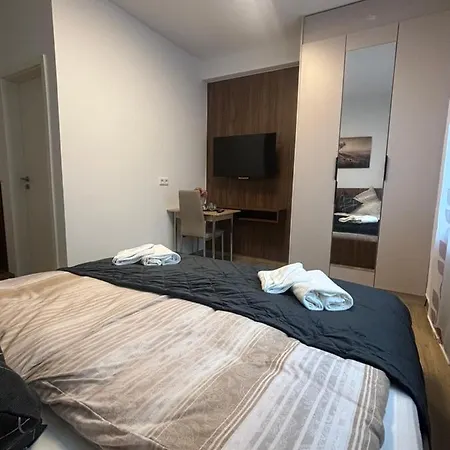Lenti Duesseldorfer Apartment's دوسلدورف