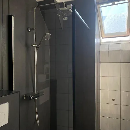 Petite Koenigsallee Self Check-in Hotell 3*