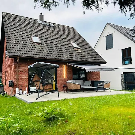 Messe Hv-2 Apartment