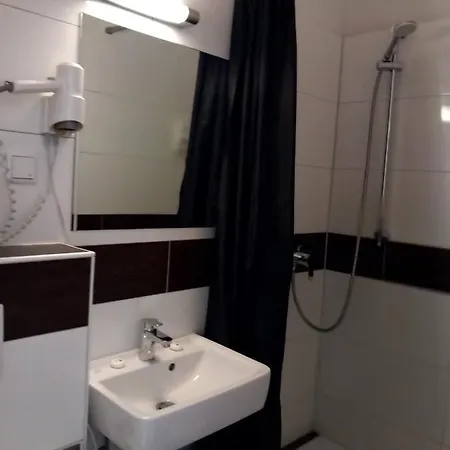 Karolinger Hotel 2*