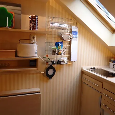 Gæstehus Air Boardinghouse Tulip Stockum, Zu Fuss - 3 Minuten Zur Messe 3*