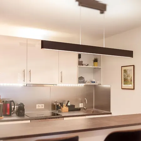 Hochwertig - Ruhig - Parkplatz - 15 Min Zur Messe Apartamento