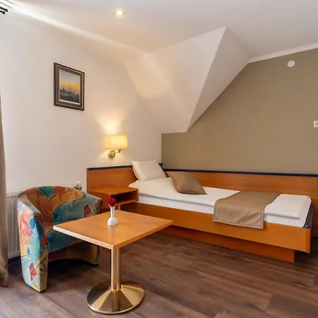 Hotel Jupa's Dusseldorf