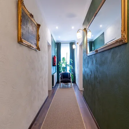 Jupa's Hotel Dusseldorf