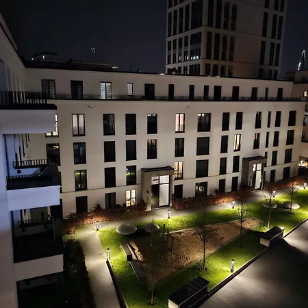 3 2 Bathrooms 2 Toilets New Center Of Underground Parking Space Contactless Self Check-in Apartman