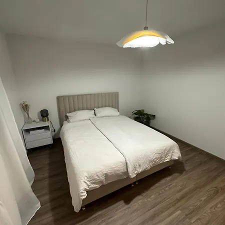 Apartament Zentrale, 55m2, Helle 2 Whg Naehe Messe *