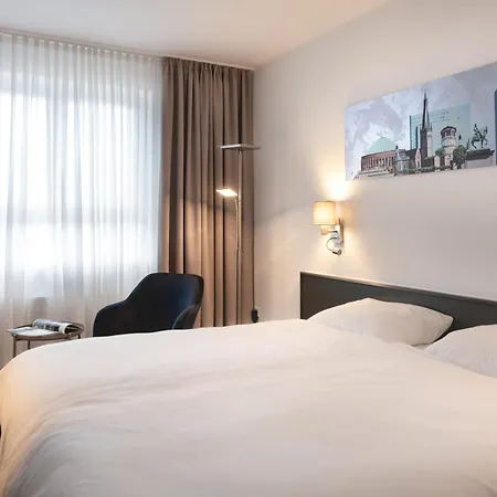 Astra Hotel 3*
