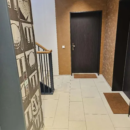 3 2 Bathrooms 2 Toilets New Center Of Underground Parking Space Contactless Self Check-in Apartman Düsseldorf