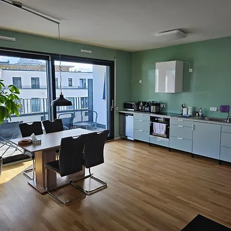Apartman 3 2 Bathrooms 2 Toilets New Center Of Underground Parking Space Contactless Self Check-in *