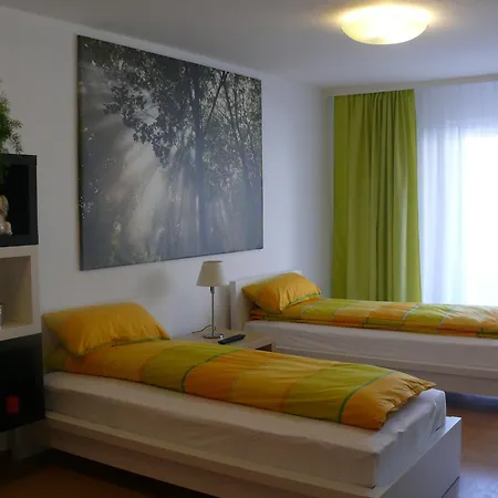 Daire Jahnstrasse, Friedrichstadt