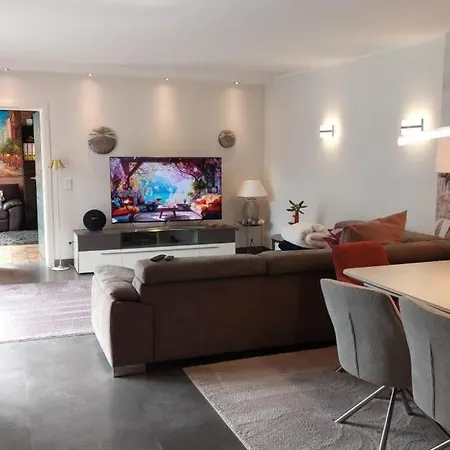 Superior Haus 120 Qm Mit Garten 度假居 *