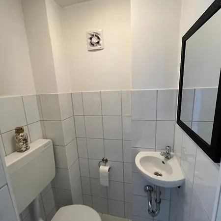 Moderne Rheinresidenz Dusseldorf